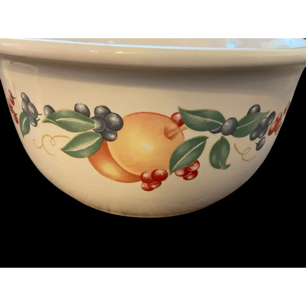 Corelle Abundance 1.5 QT Casserole Dish With Lid Stoneware Cozy Farmhouse Rustic